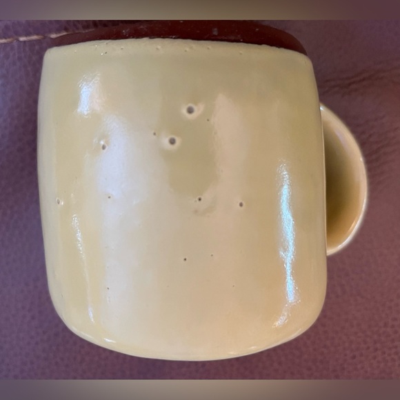 RARE Vintage Wellfleet Pottery Yellow Mug / Coffee Cup Handmade Cape Cod - Picture 10 of 11